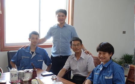 Japan HAKKEN company visits Heng Heng to visit and discuss cooperation